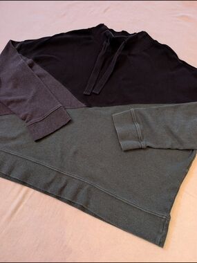 Pact Colorblock Pullover Sweatshirt - Black & Green